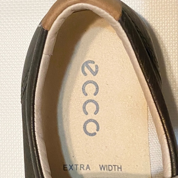 Ecco Soft 7 Sneakers Size 5 Wide Width EUC metallic deep green taupe color - Picture 6 of 14